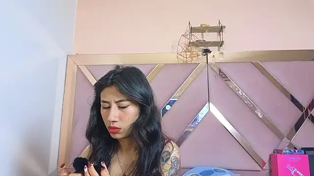 Sophia moo  online show from March 18, 5:12 am