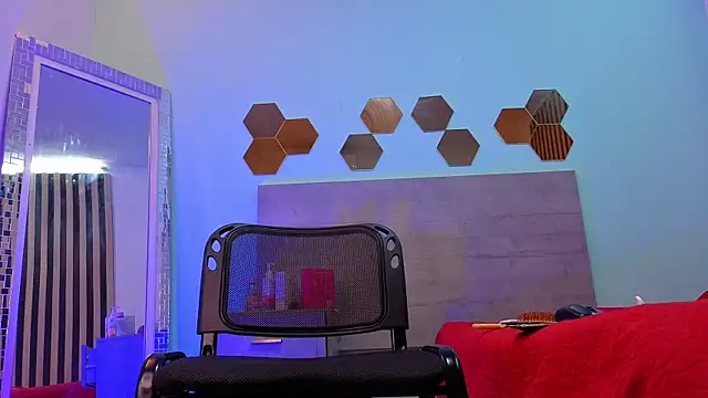 Paulina Sodi online show from April 18, 7:58 pm