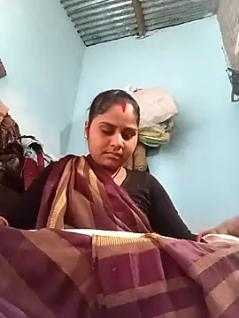 Sheema tyagi online show from November 18, 8:26 am