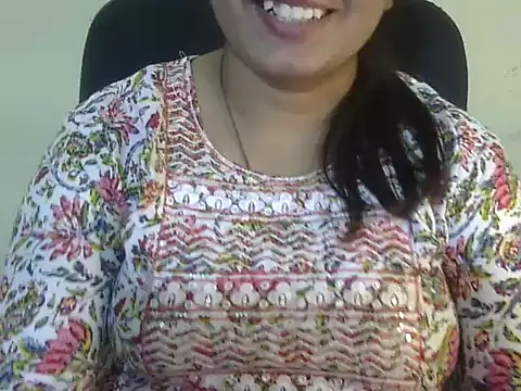 Aanya Hazel online show from November 7, 6:02 pm