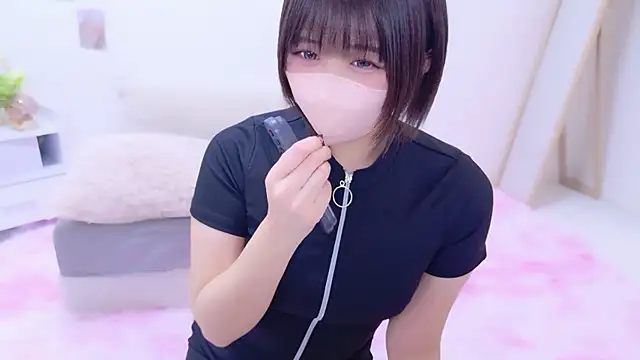 Hinata Sun online show from December 15, 3:17 pm