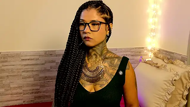 xbigpeach online show from May 11, 8:06 pm