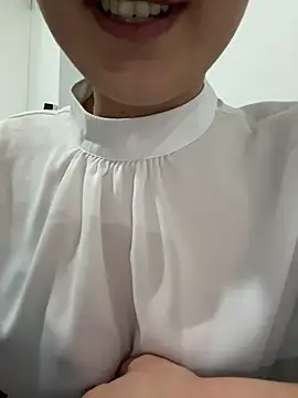 delibiri11 online show from March 4, 11:22 pm