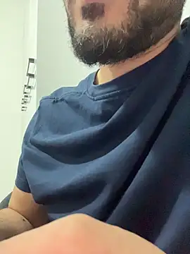 delibiri11 online show from March 19, 11:42 pm