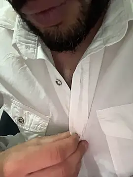 delibiri11 online show from April 2, 9:56 pm