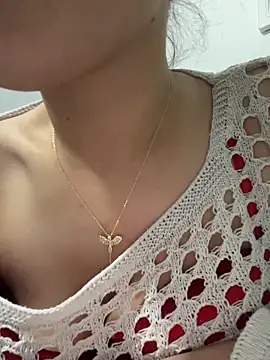 delibiri11 online show from March 1, 11:37 pm