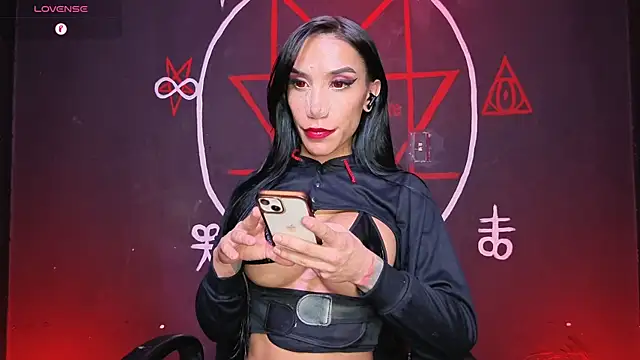 Victoriavampire666 online show from August 9, 1:46 am