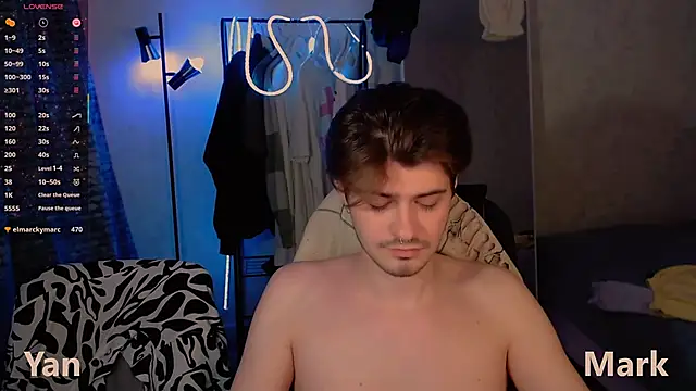 itsyanbb online show from December 17, 5:11 am