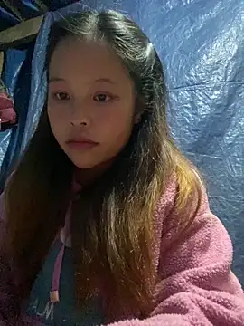 O o UwU o O online show from December 20, 9:35 am