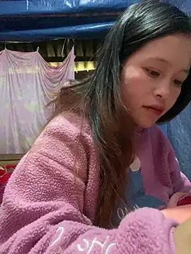 O o UwU o O online show from February 13, 3:08 am