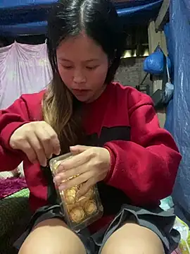 O o UwU o O online show from February 7, 8:40 am