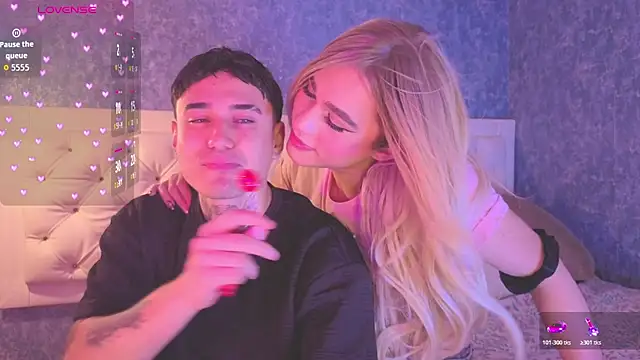 saraah queen1 online show from October 27, 4:52 am