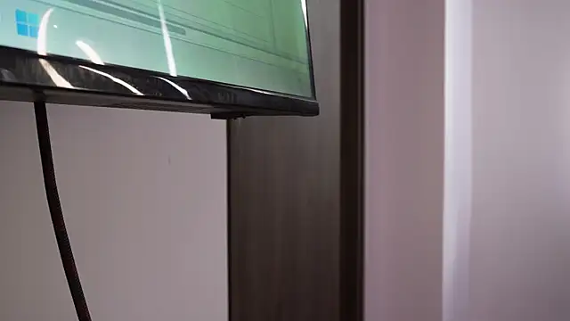 natasha vesper online show from November 18, 12:50 pm