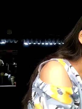 omiu-baby online show from November 4, 8:30 am