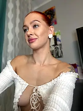 LittleFox    online show from September 27, 7:26 am