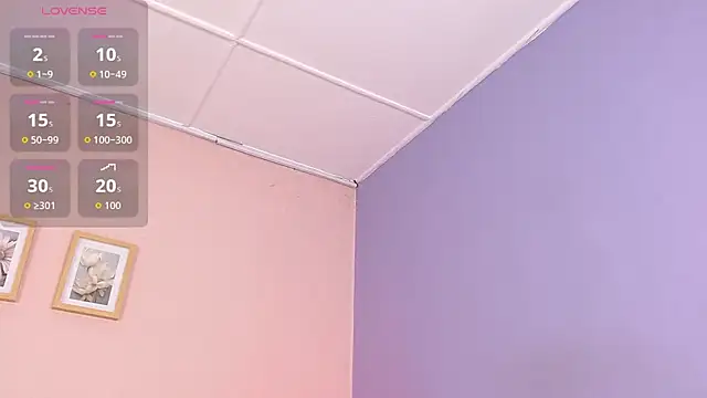 lourdes moon22 online show from October 27, 1:50 pm