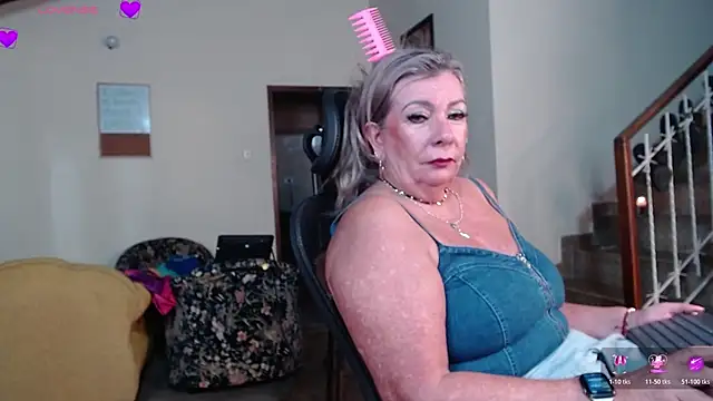  SARAI DUPONT online show from February 8, 1:42 am