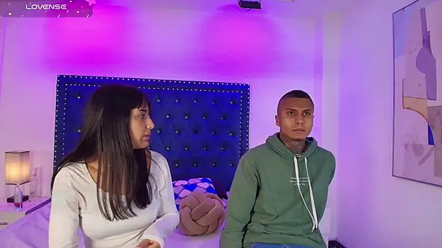 Damian and roxanne online show from April 20, 12:41 pm