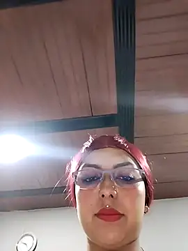 Snapshot of Luna_soff chatting on October 6, 12:11 pm Luna soff online show from October 6, 12:11 pm