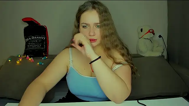 yourgem   online show from December 5, 4:01 am