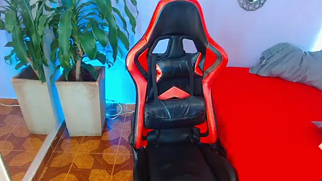 ivy scorpio online show from October 6, 2:23 pm