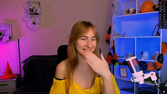 beauty ginger  online show from November 4, 10:09 am