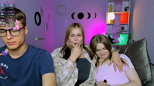 veronica bubble online show from September 19, 8:08 pm