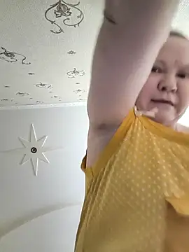 Daysie Fanny online show from January 9, 6:18 am