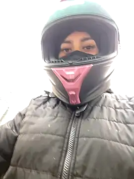 AlannaEvons online show from October 27, 6:24 pm