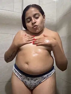 sbanna valle  online show from December 19, 10:35 pm