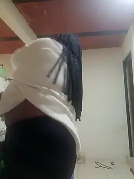 isabella brown1 online show from January 12, 1:00 am