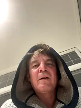 maxhawk online show from January 5, 10:13 pm