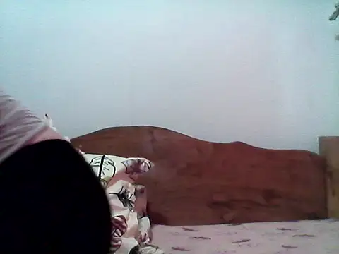 nathalie0045 online show from October 3, 6:51 am