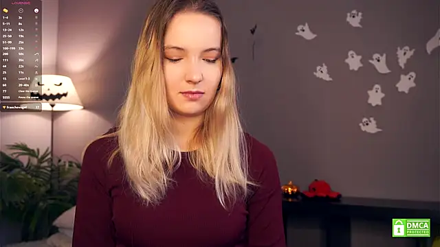 HongTomczak online show from October 31, 7:45 am