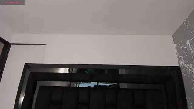 IanGilbert online show from November 3, 9:08 pm