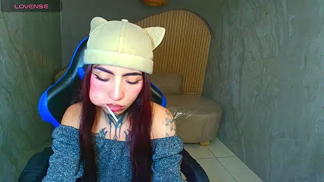 roux r online show from March 4, 8:37 pm