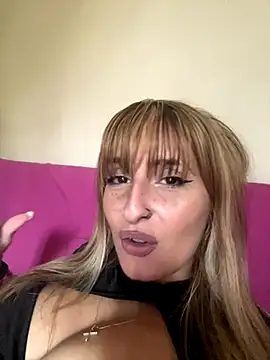 Sexy Bulgarian woman online show from October 22, 9:03 am