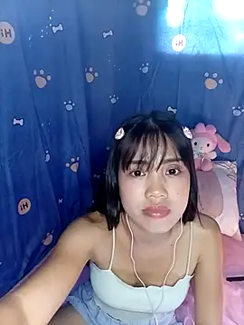 Snapshot of AnnewithanE chatting on October 30, 6:38 am AnnewithanE online show from October 30, 6:38 am