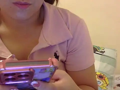 Lovelyclaya online show from February 26, 2:10 am