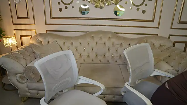 Snapshot of Ella_054 chatting on September 17, 10:46 am Ella 054 online show from September 17, 10:46 am