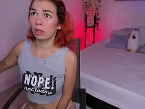 Snapshot of selene_boyer chatting on September 19, 3:11 pm selene boyer online show from September 19, 3:11 pm