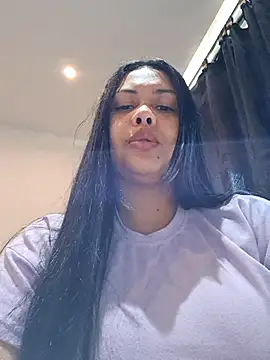 Snapshot of Alessandraa- chatting on October 22, 12:32 pm Alessandraa- online show from October 22, 12:32 pm