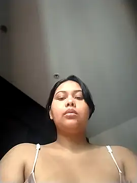 Alessandraa- online show from April 4, 7:45 pm