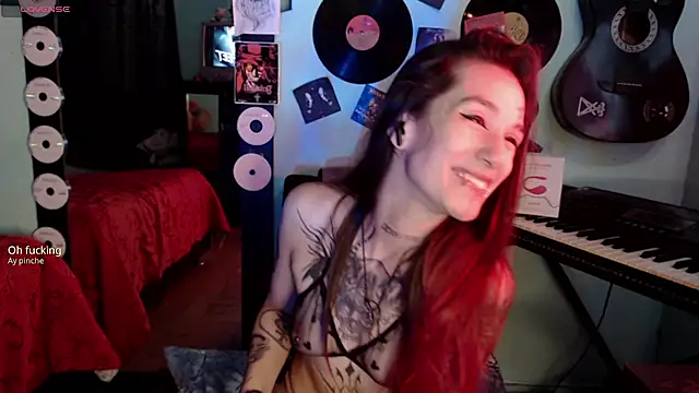 Snapshot of lilithword chatting on October 13, 7:27 pm lilithword online show from October 13, 7:27 pm