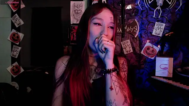 Snapshot of lilithword chatting on October 18, 1:14 pm lilithword online show from October 18, 1:14 pm