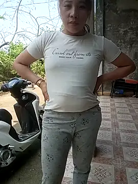 Phuong xxx online show from March 2, 7:09 am