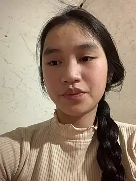 -Lie-06 online show from February 7, 5:17 pm