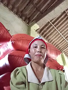 me-cute online show from October 1, 11:20 pm