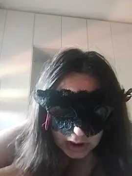 Snapshot of caldaevogliosa81 chatting on September 17, 8:23 am caldaevogliosa81 online show from September 17, 8:23 am