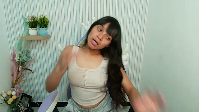 kataleya  18 online show from January 8, 7:51 pm